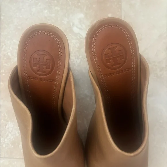 Tory Burch Tan Leather Mules with Open Toe - Picture 2 of 4